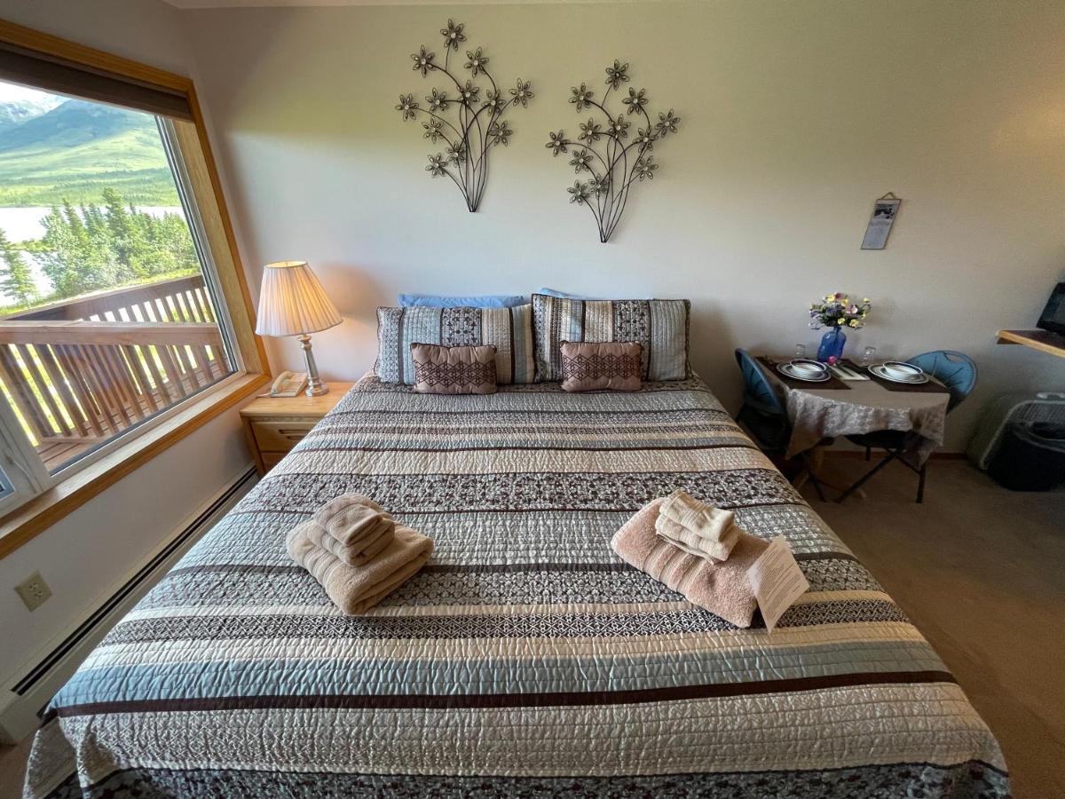 Denali Lakeview Inn Healy Ngoại thất bức ảnh